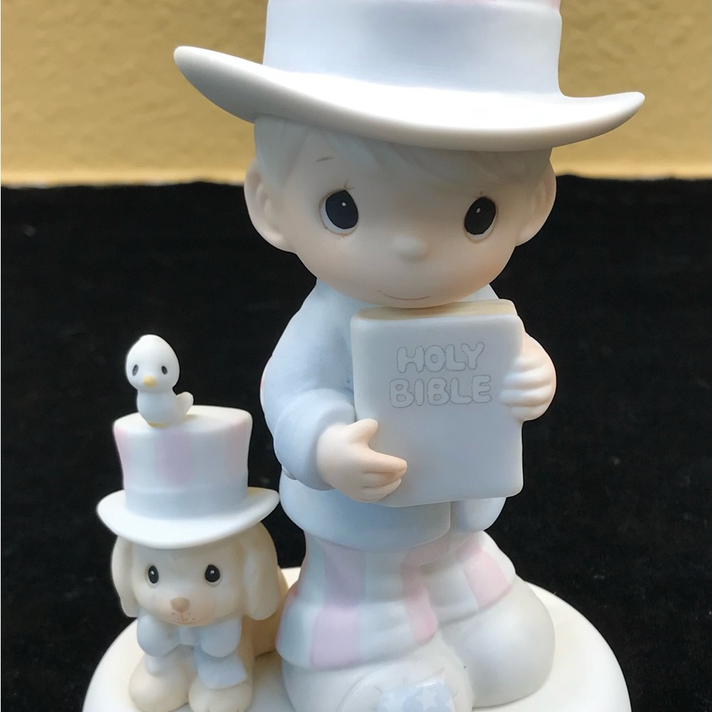 Precious Moments by Enesco Limited Edition, 1986 “God bless America”